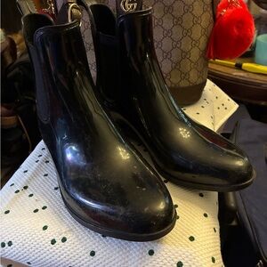 Element Glossy Black Ankle Boots